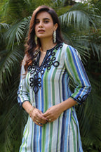 Printed Kurta Set With Lace Embroidery