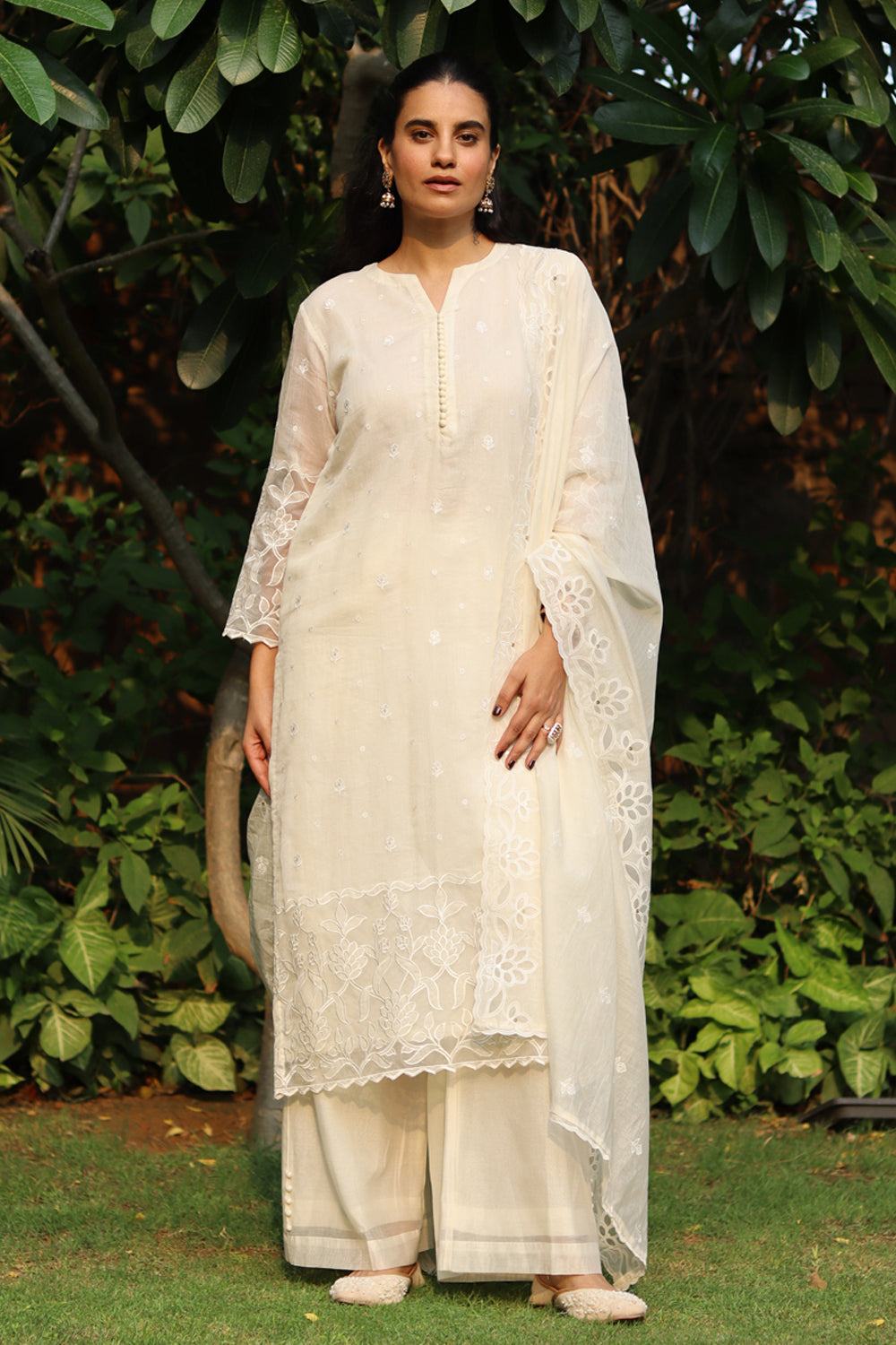 Hana Mul Chanderi Embroidered Kurta Set