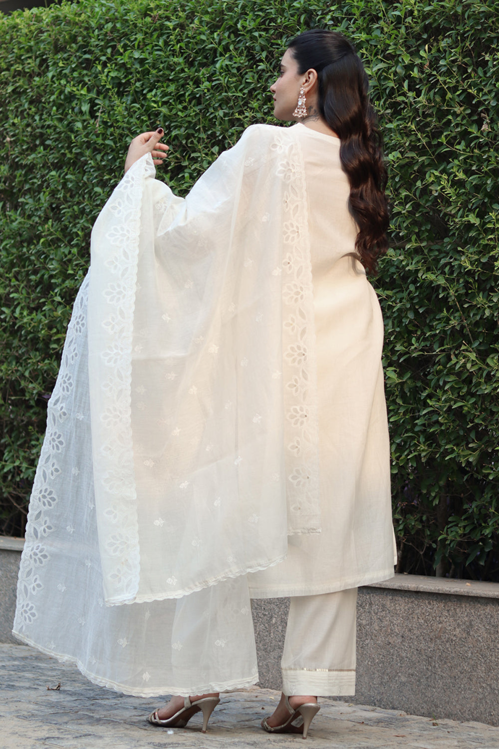 Dua Mul Chanderi Embroidered Kurta Set