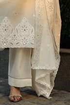 Dua Mul Chanderi Embroidered Kurta Set