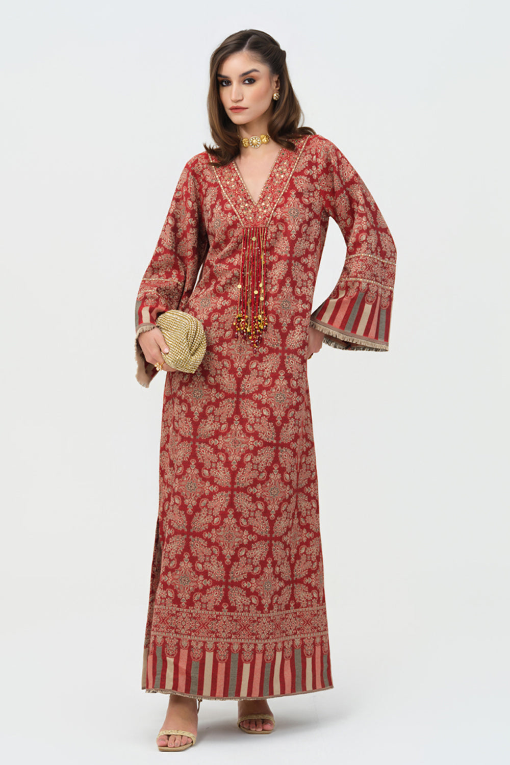 Arushi Mehra In Our Inaaya Embroidered Shawl Kaftan (Red)