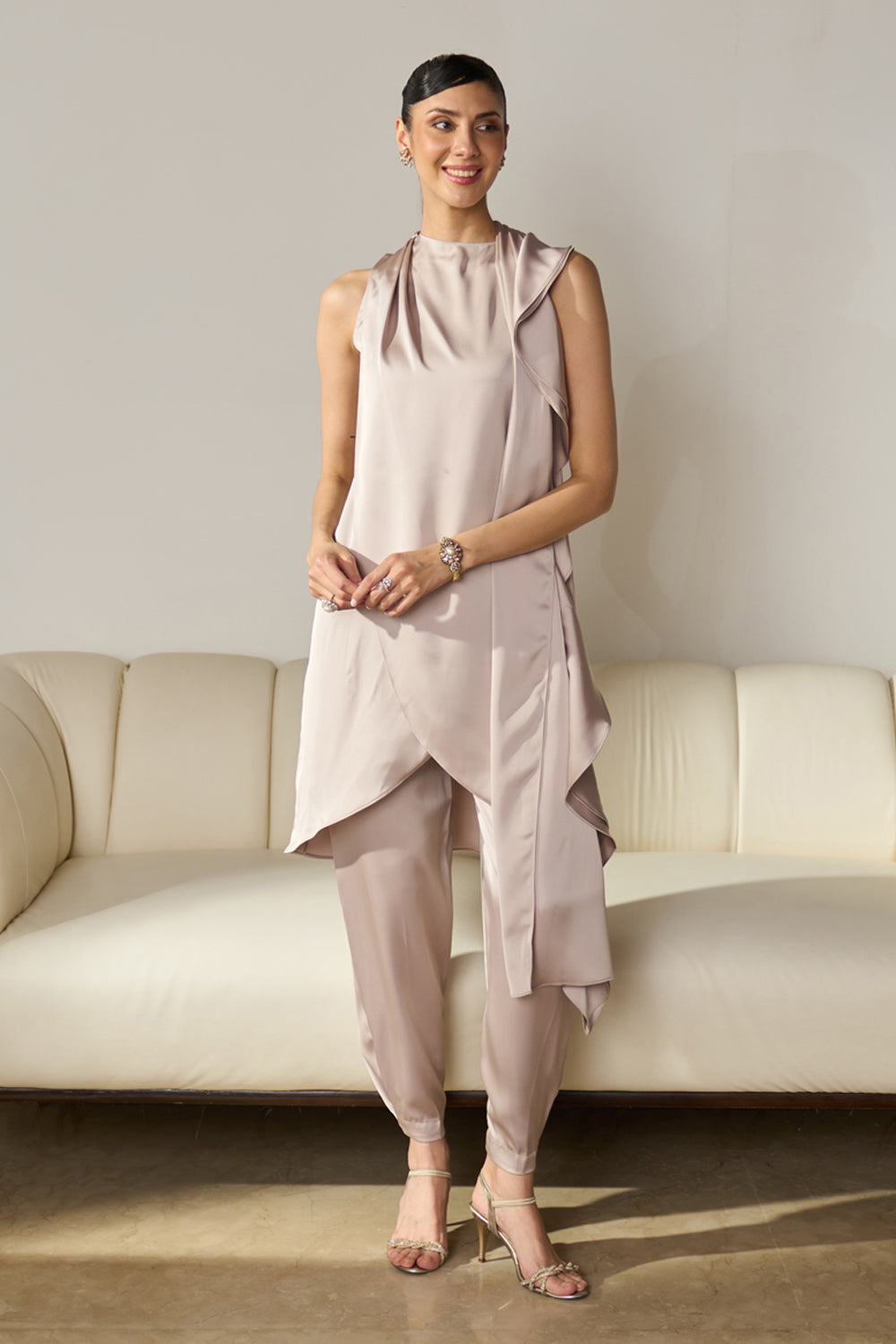Pearl-Beige Kurta Set with Ruffled Drape